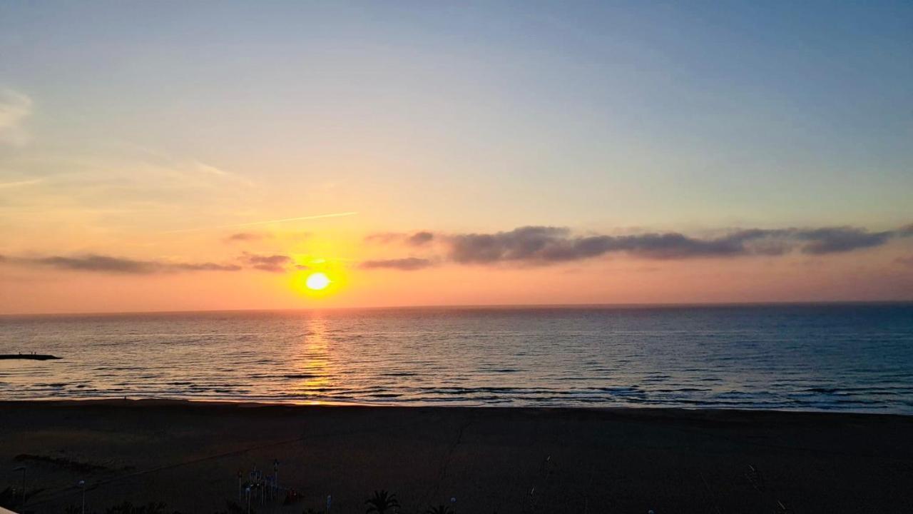 Lux Penthouse Mediterranean Views Beach Front Sagunto Exteriör bild
